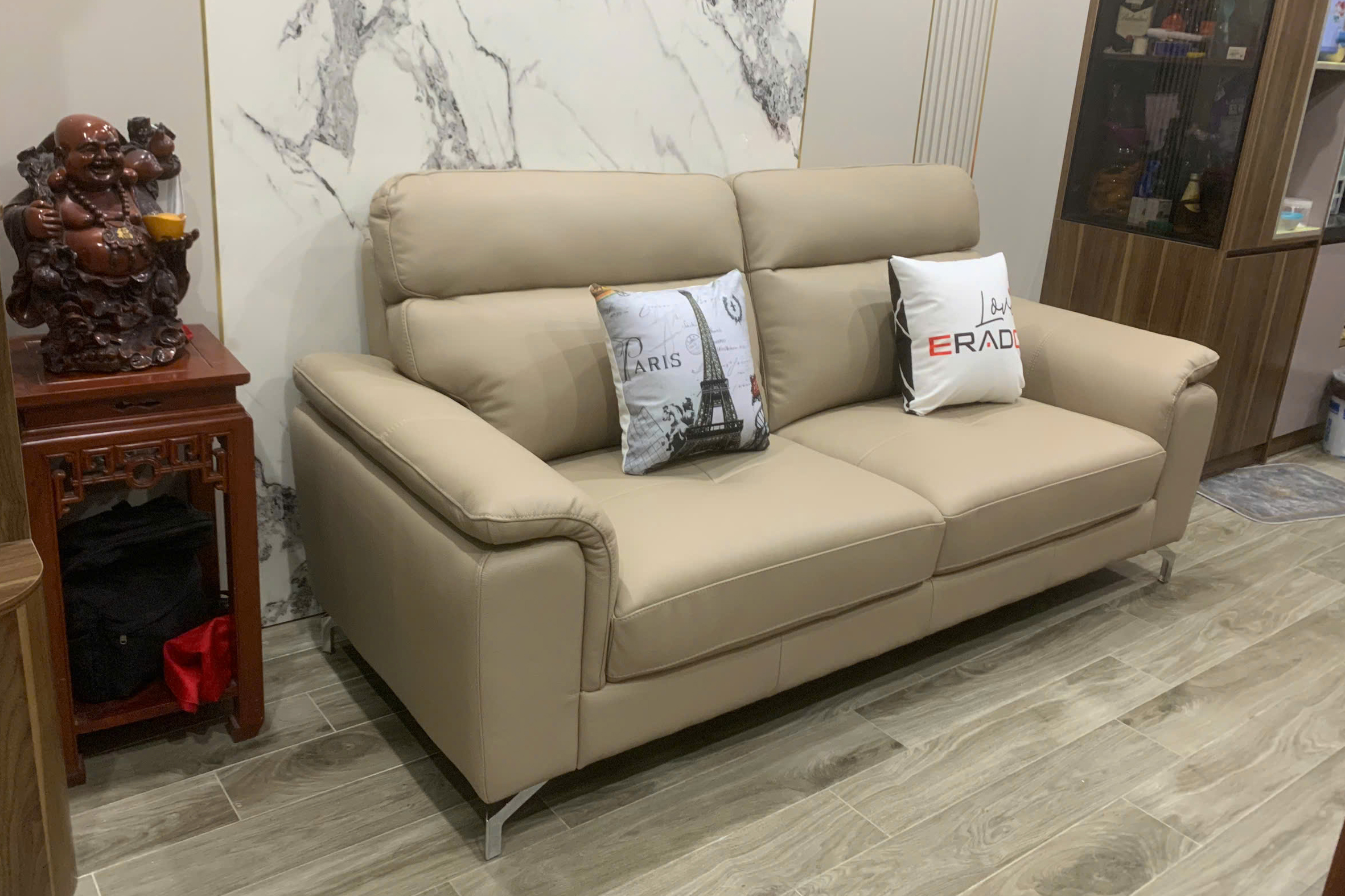 ERADO BÀN GIAO THÀNH CÔNG BỘ SOFA DA BÒ THẬT NHẬP KHẨU CHO GIA ĐÌNH CHỊ MINH Ở BẠCH MAI